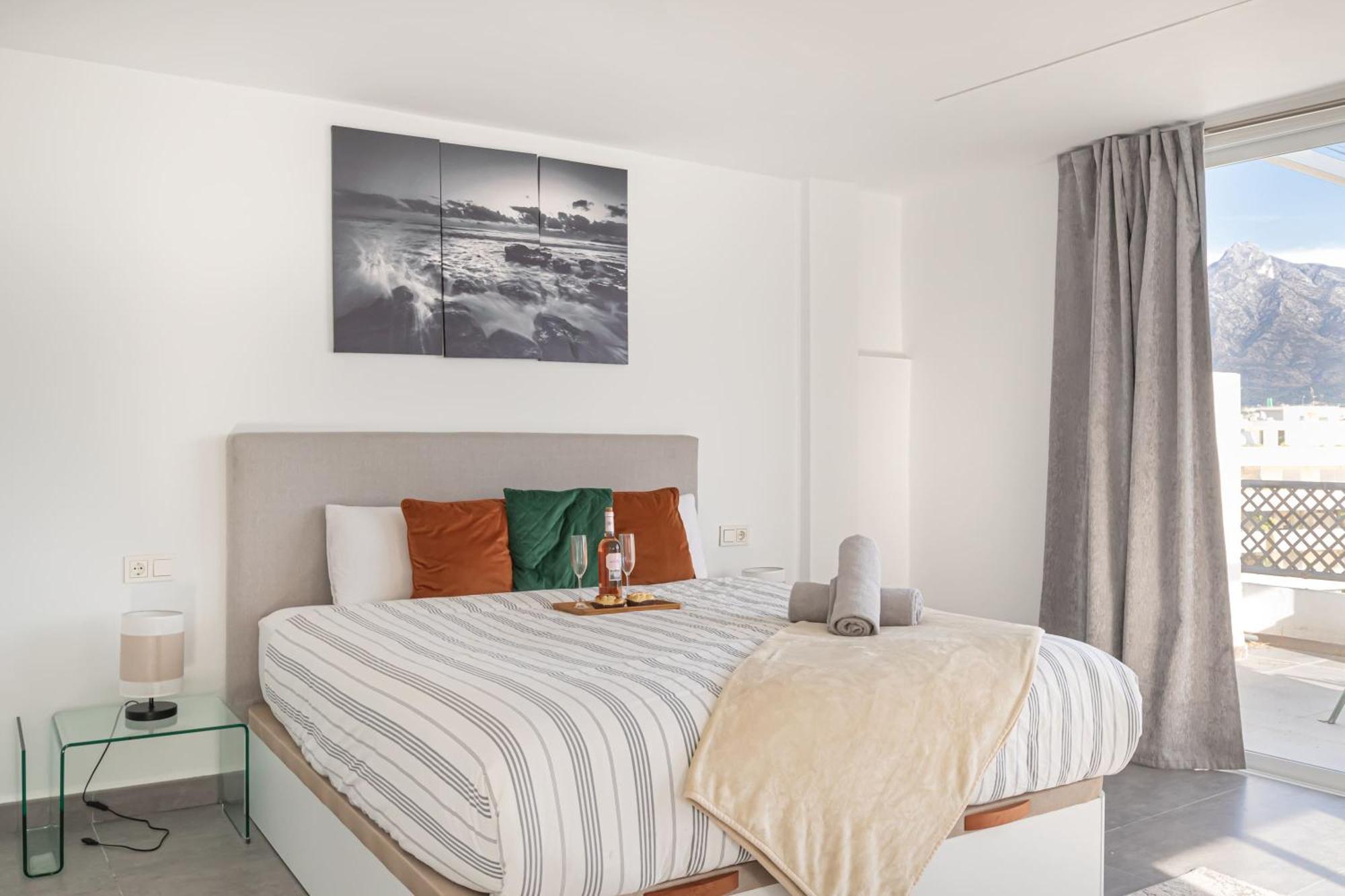 Puerto Banus Sea Views L