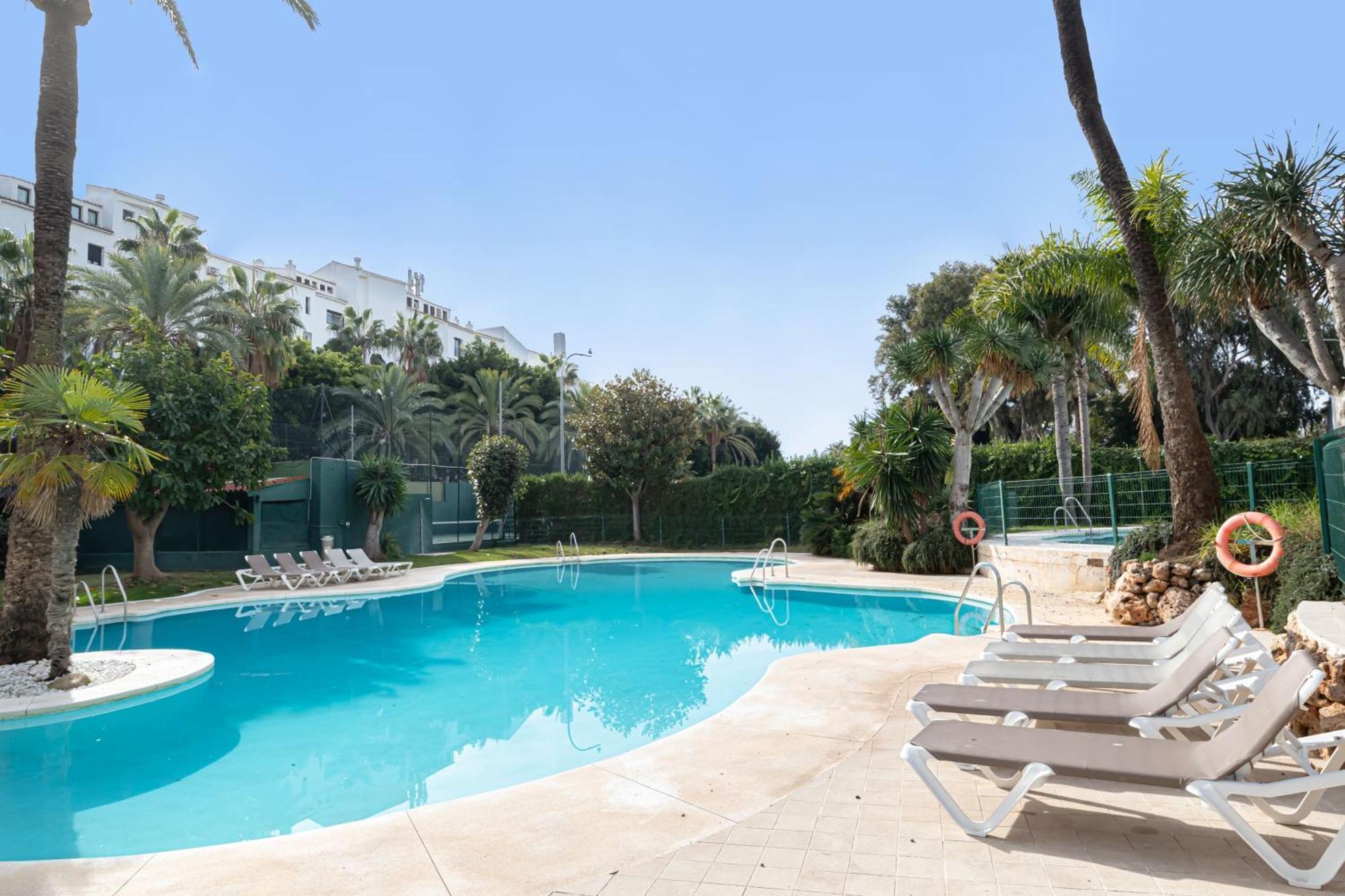 Apartment Puerto Banus Sea Views L