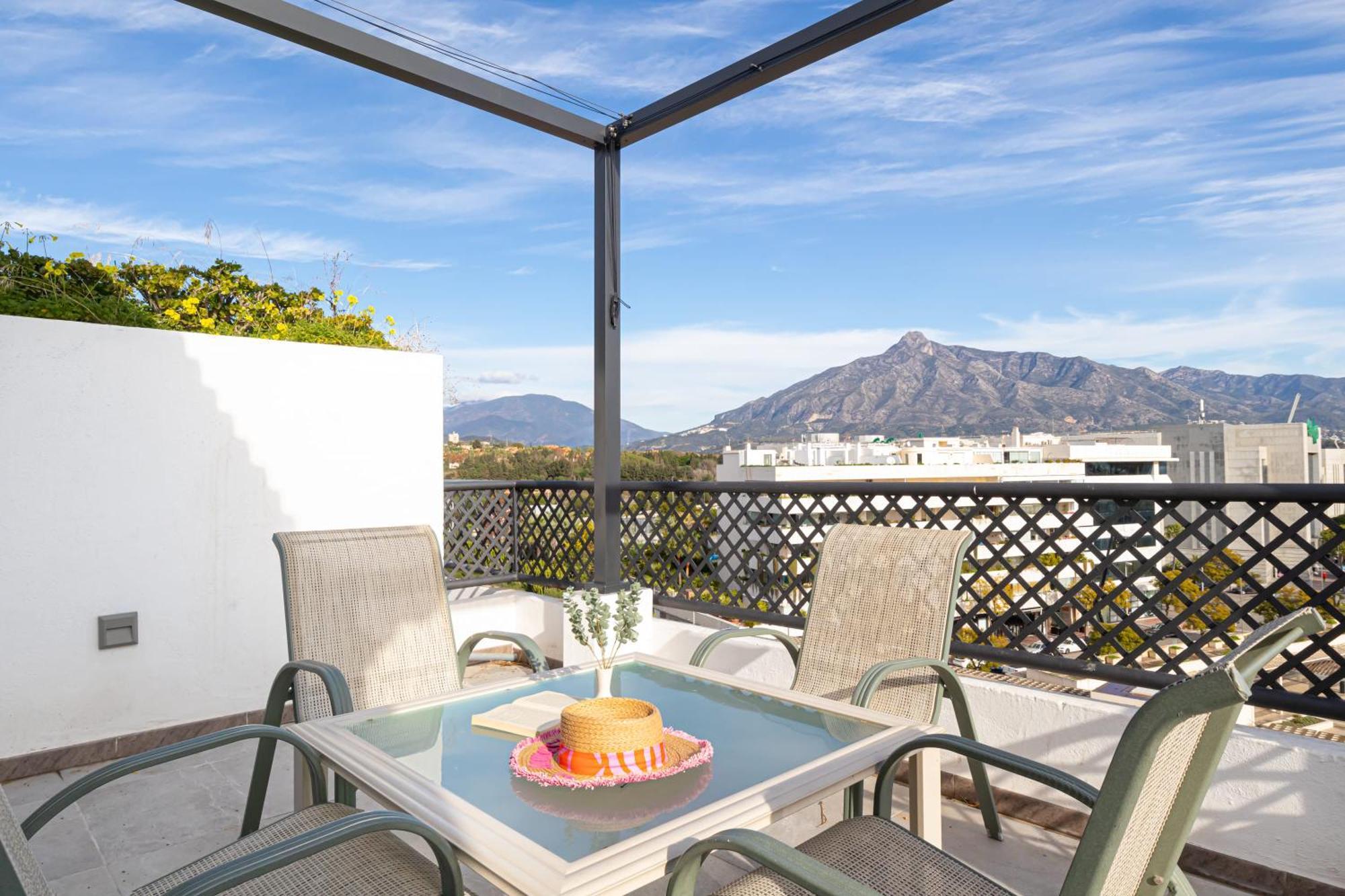 Apartment Puerto Banus Sea Views L