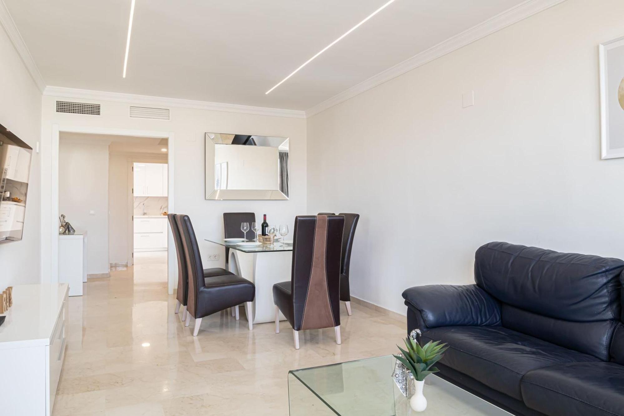 Apartment Puerto Banus Sea Views L